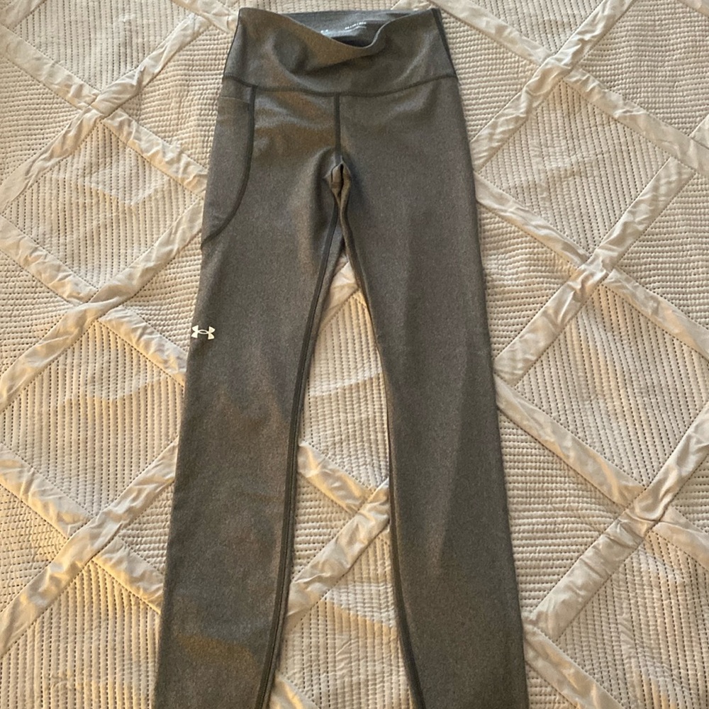 Gray under armour leggings